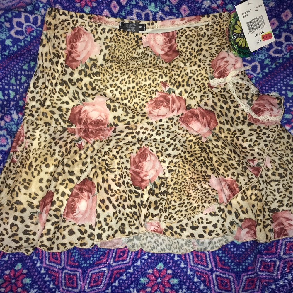 Kids skirt , Tag says XL but fits small